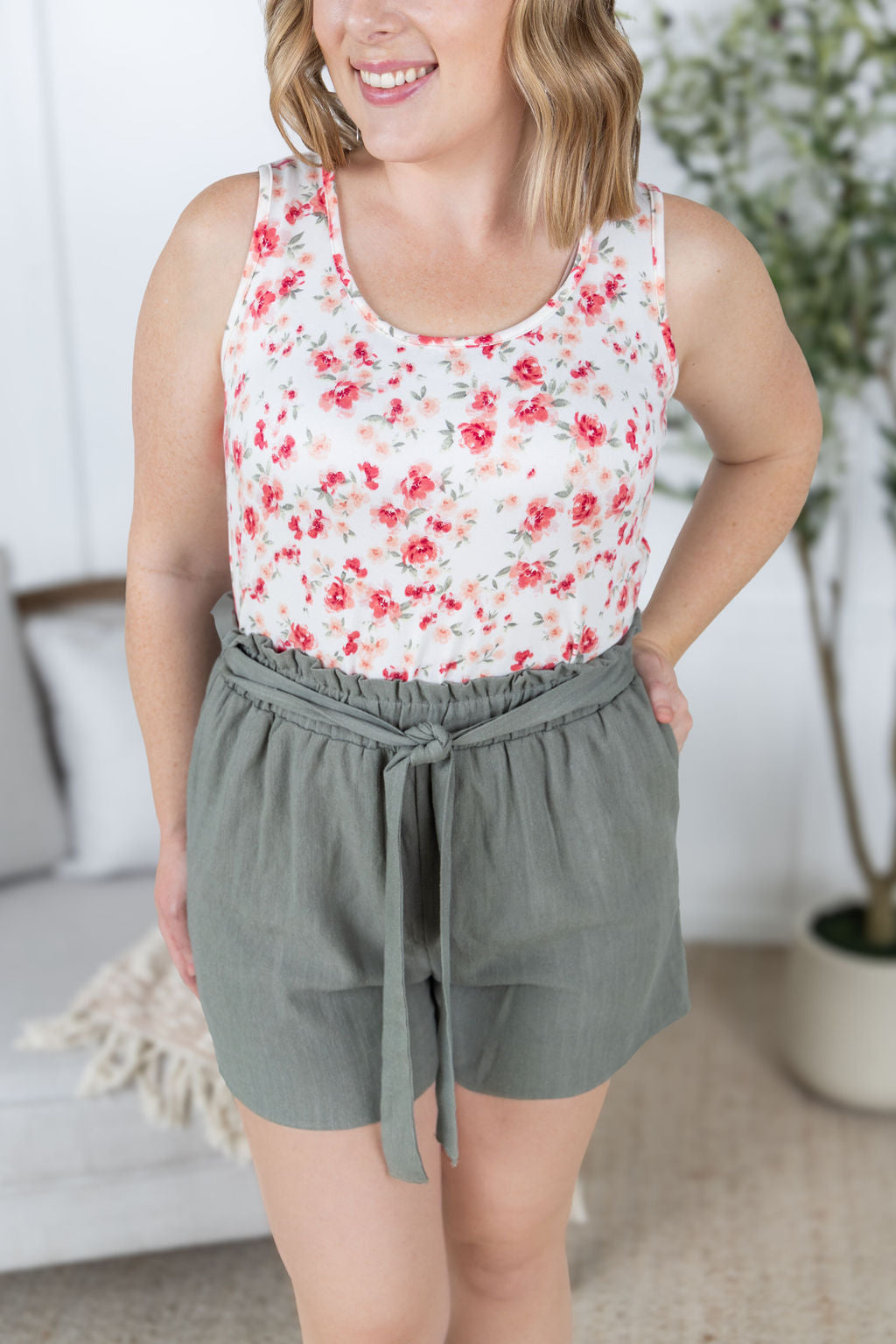 Libby Linen Shorts - Olive - Summer Sale