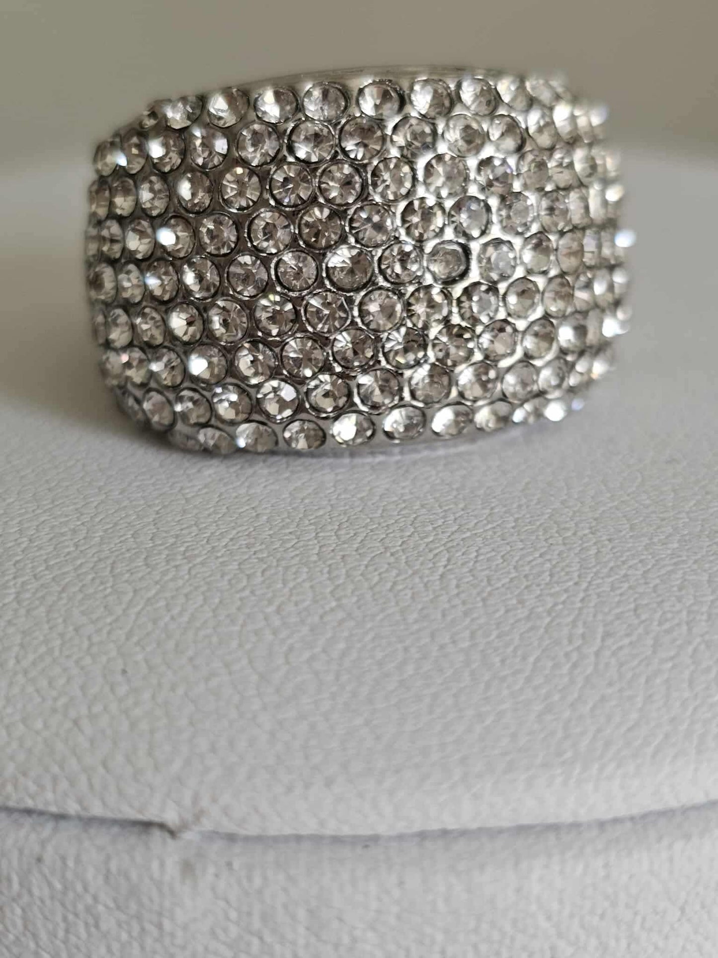 Showstopper Shine - Silver Ring
