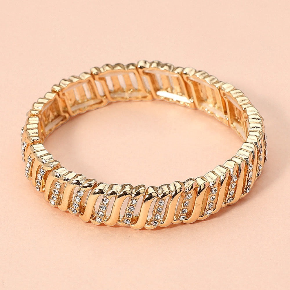 Twist Of Luxe - Gold Bracelet