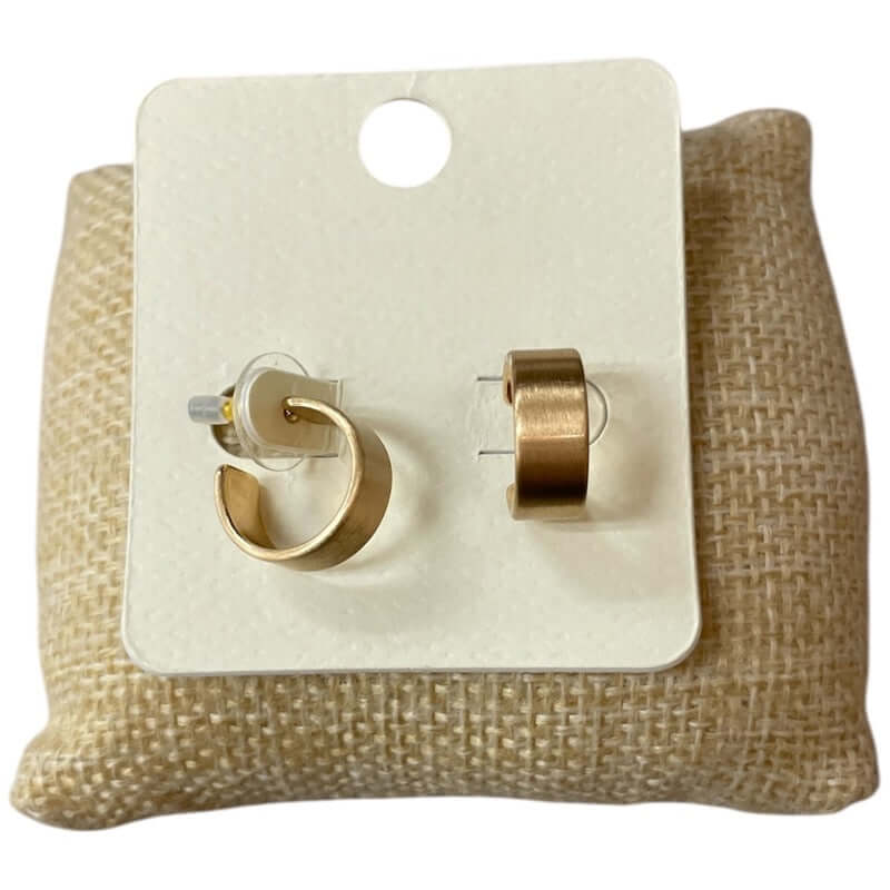 Brushed Bold - Gold Hoop Earrings - Alie's Boutique