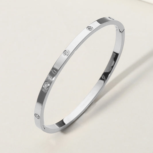 Keep It Classic - Silver Bracelet