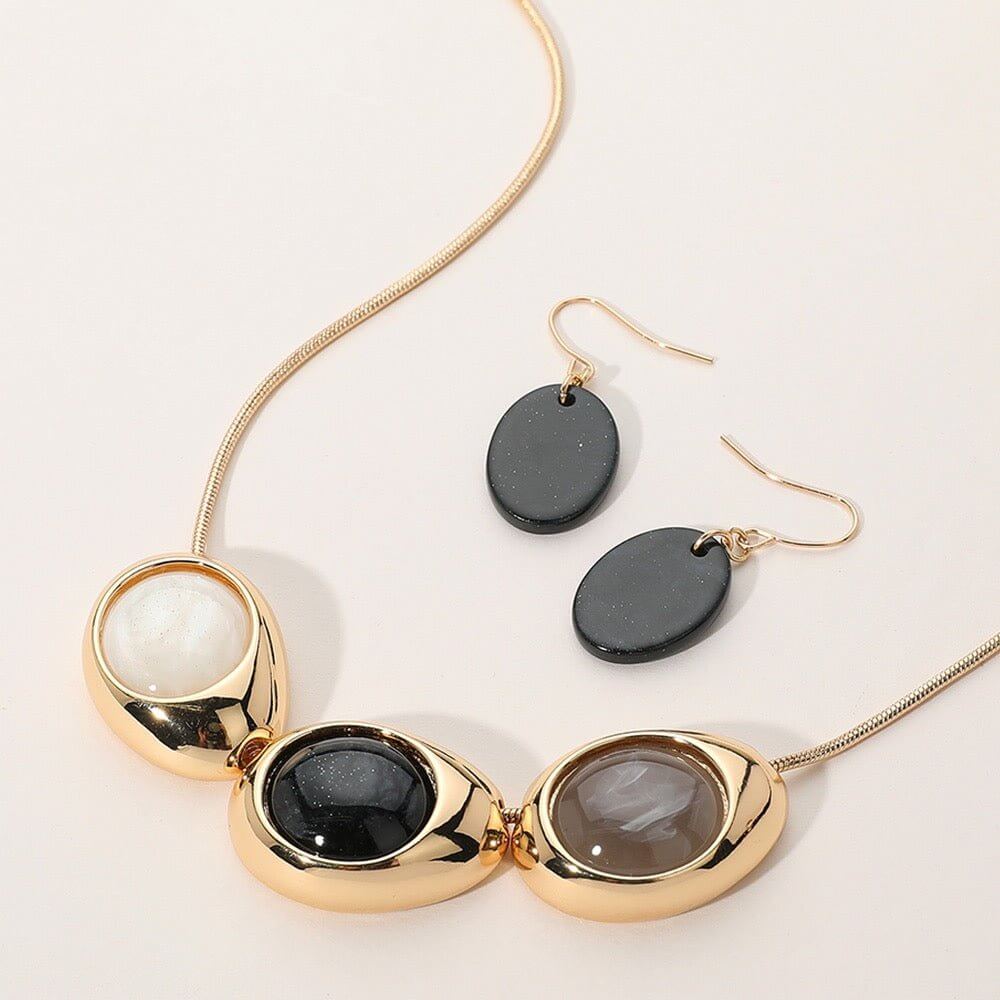Black Sparkled Celluloid Acetate Pebble Link Pointed Necklace-Shop Alies Boutique
