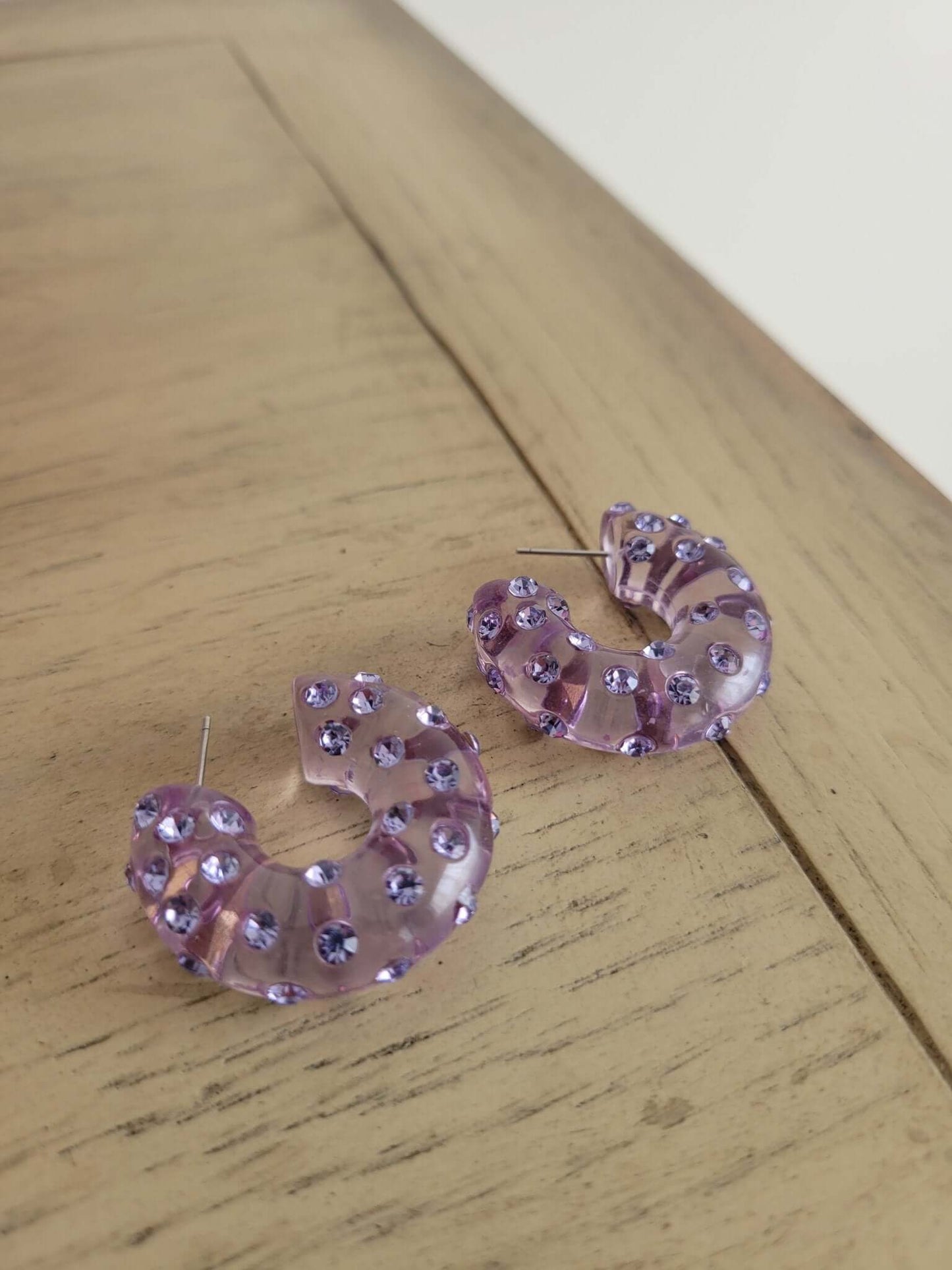 Bubbly Intentions - Purple Lucite Rhinestone Hoop Earrings - Shop Alies Bouutique