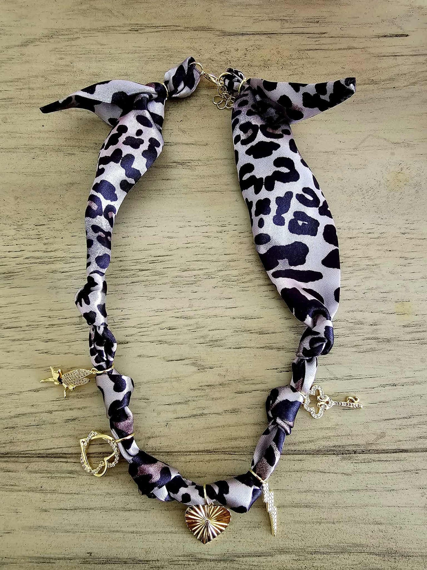 Exclusive Leopard 18K Gold Plated Charm Scarf Necklace