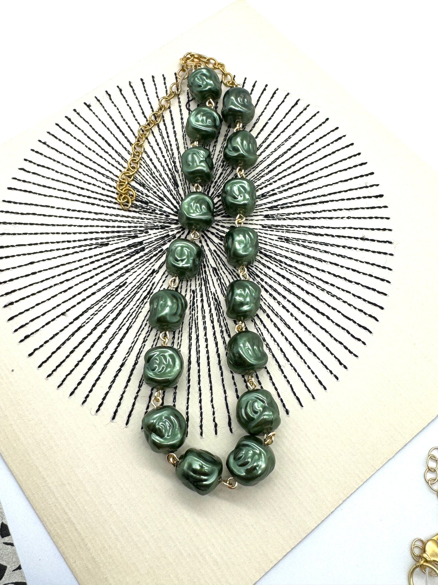 Hollow Evergreen Nugget Amelia Necklace - Leetie Lovendale