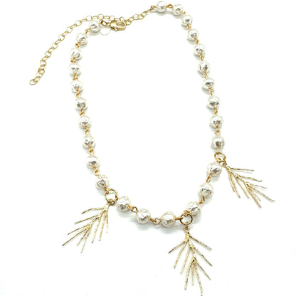 Winter Pine Pearl Necklace - Leetie Lovendale
