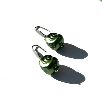 Hollow Evergreen Drop Earrings - Leetie Lovendale