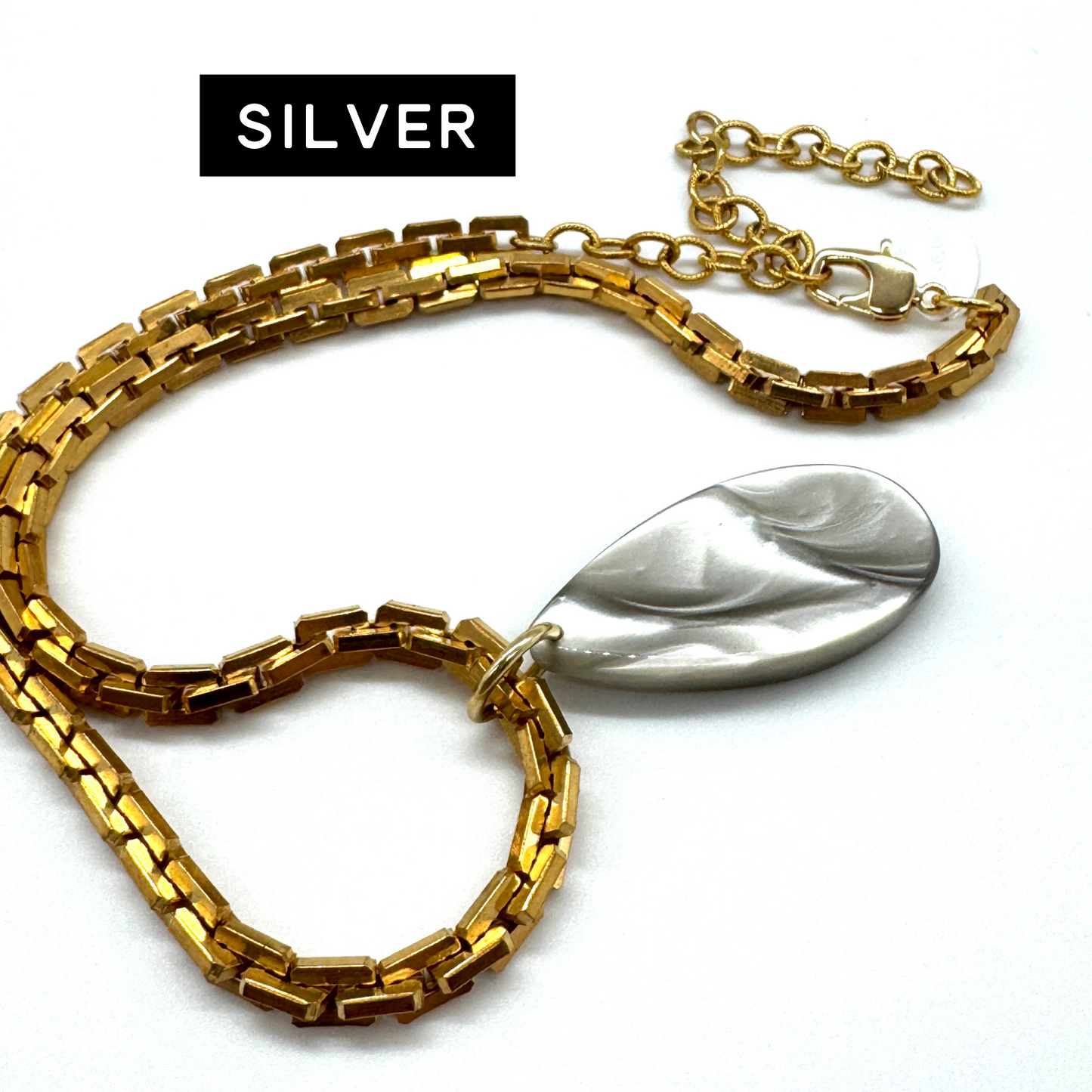 Boston Aura Pendant Necklace - Leetie Lovendale