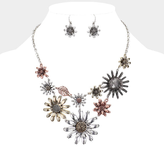Catch Me Staring - Tri-Tone Necklace