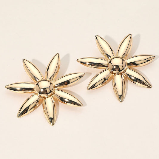 Disco Daisies - Gold Earrings