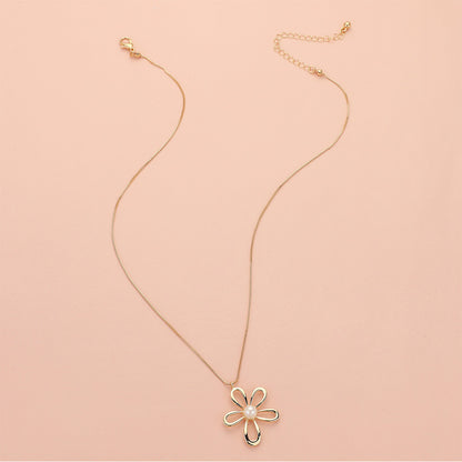 Petal & Pearl - Gold Flower Pendant Necklace - Alie's Boutique