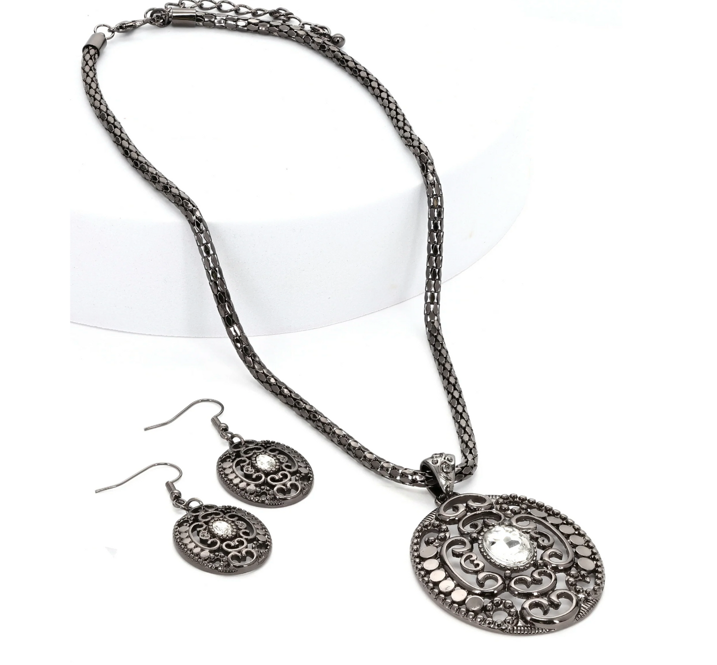 Filigree Splendor - Hematite Necklace