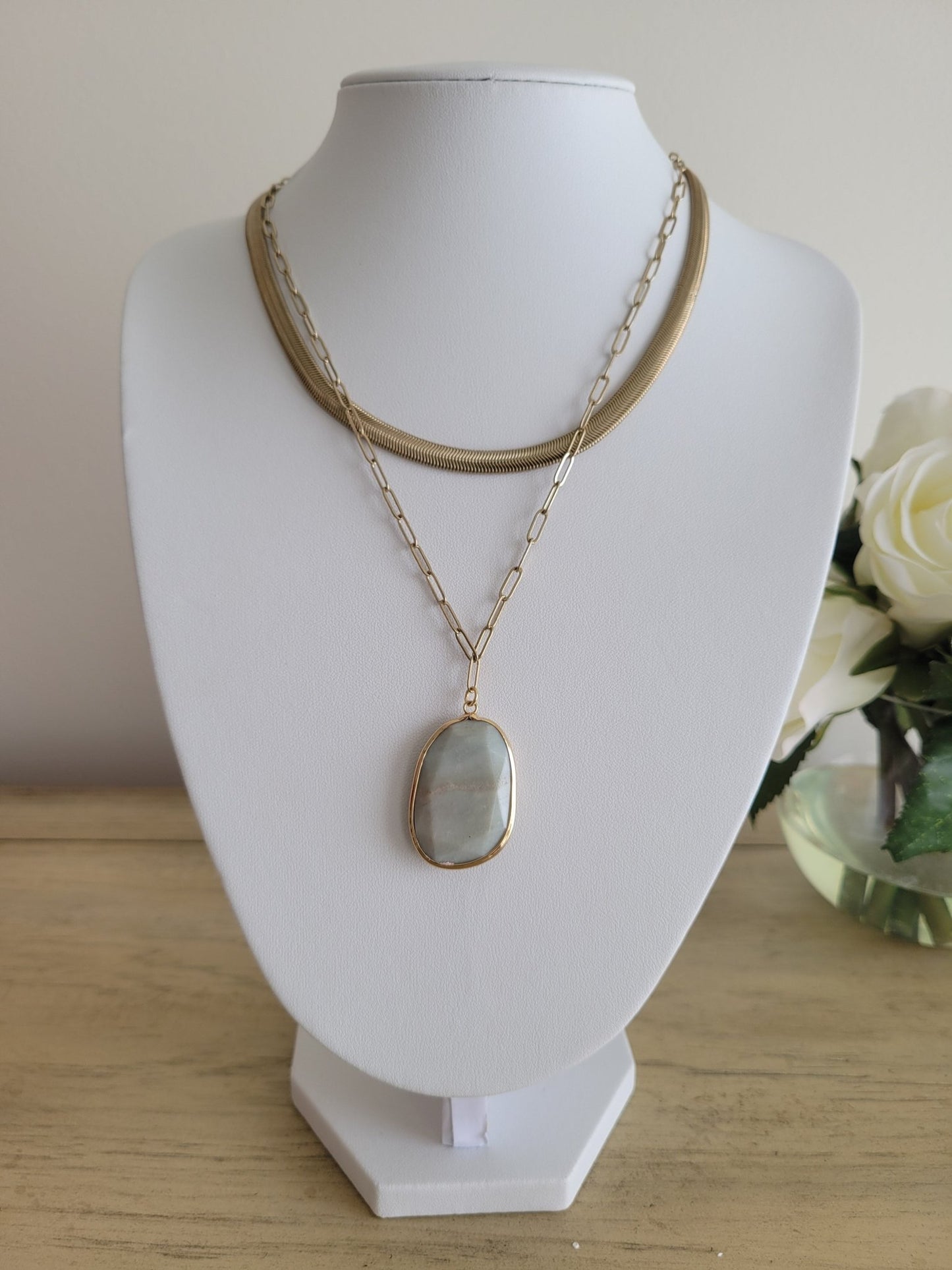 Layered Luxe - Gold/Lucite Necklace - Shop Alies Boutique - Shop Alies Boutique