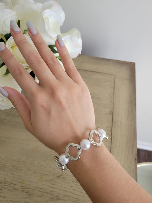 Pearl Avenue - Pearl & Silver Bracelet - All That GlitterZ - Shop Alies Boutique